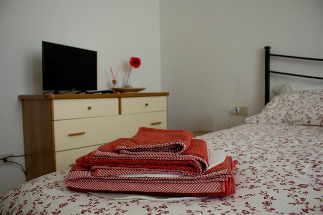 Casa Di Cipri 호텔 몬탈레 외부 사진