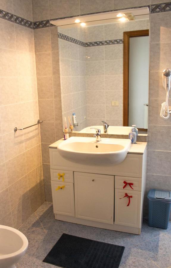 Casa Di Cipri 호텔 몬탈레 외부 사진